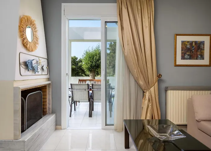 Euphoria Up To 5 Вилла *